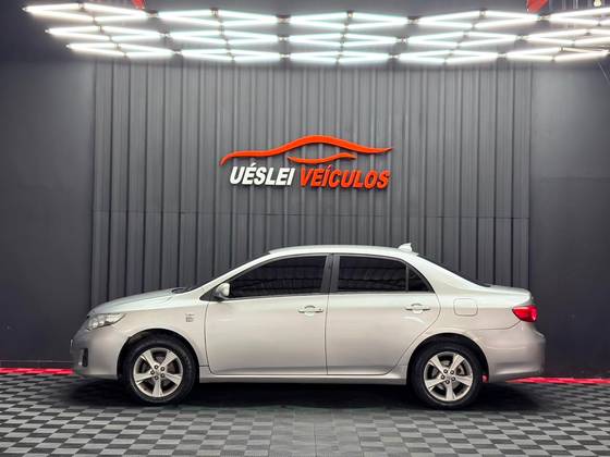 TOYOTA COROLLA 1.8 GLI 16V FLEX 4P AUTOMÁTICO TOYOTA COROLLA 1.8 GLI 16V FLEX 4P AUTOMÁTICO